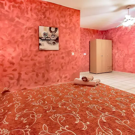 Townhouse Del Duque 4del10 *