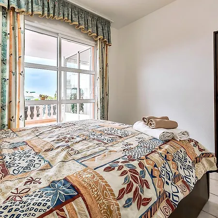Apartment Townhouse Del Duque 4del10